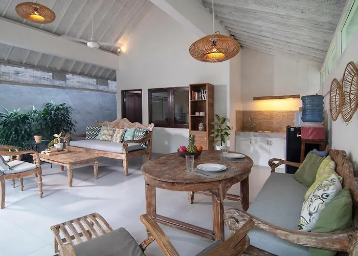 Amazing 1 Bedroom Private Pool Walk To *