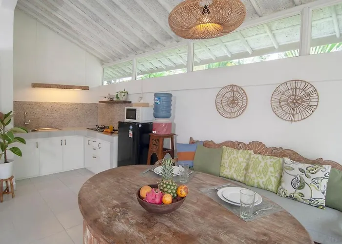 Amazing 1 Bedroom Private Pool Walk To Villa